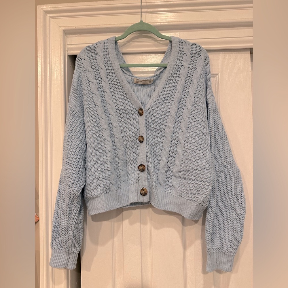 Abercrombie & Fitch Blue Cropped Cardigan Sweater